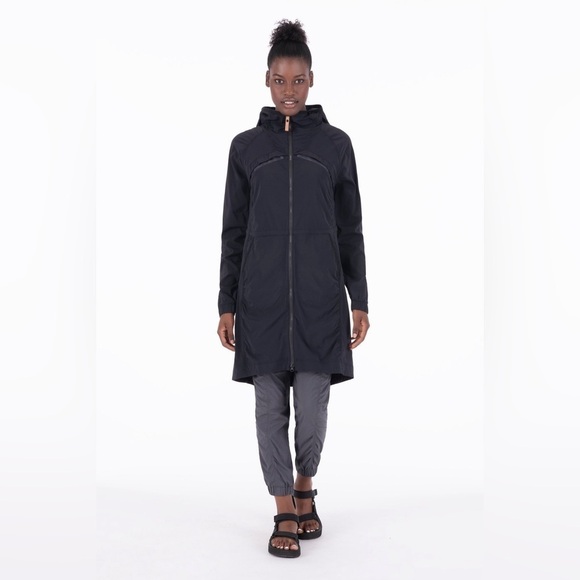 Indygena Jackets & Blazers - Indygena Black Slinga II Jacket, size Small